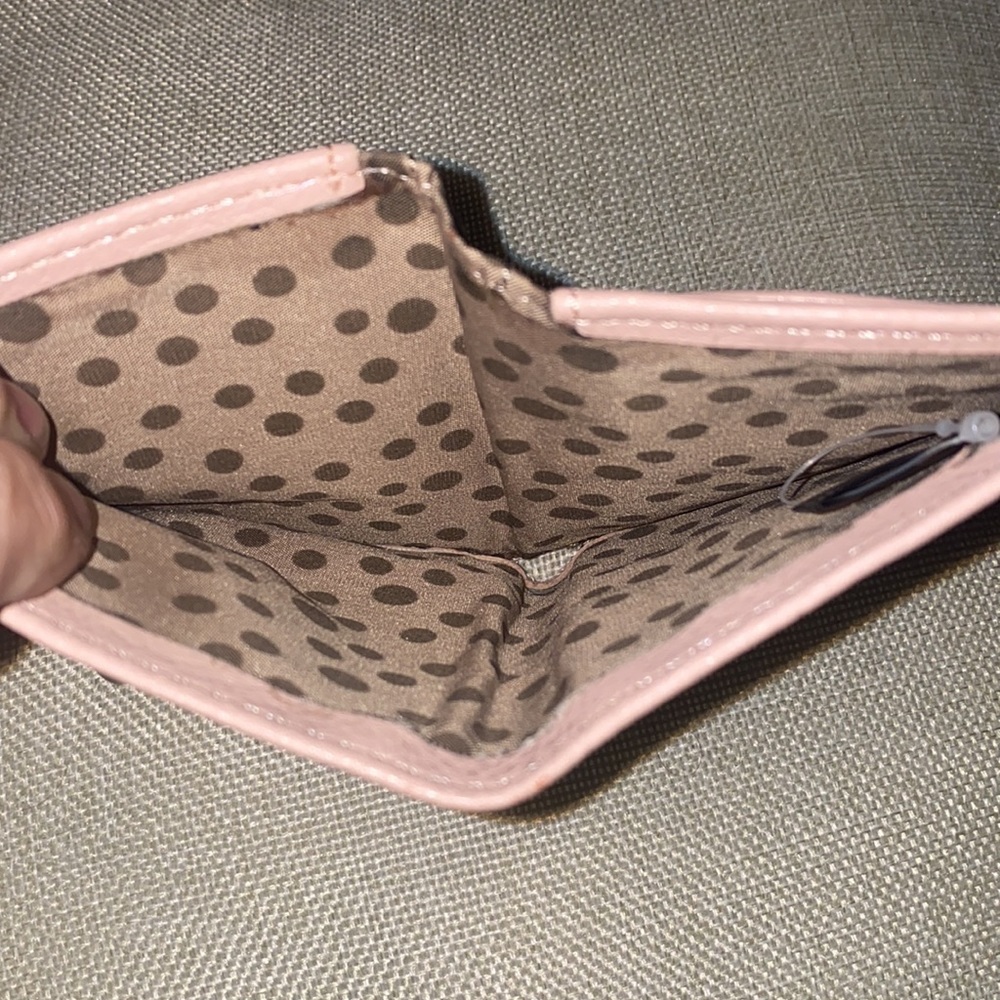 Relic Bi-Fold Wallet - Picture 5 of 6